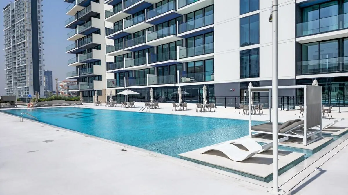 Brand New Luxurious - Modern 1Br - Pool - Gym Apartment Dubai