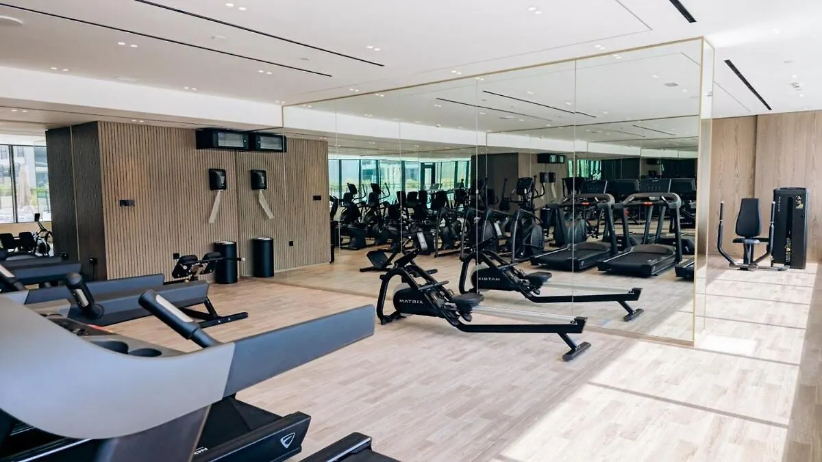 Brand New Luxurious - Modern 1Br - Pool - Gym Apartment Dubai