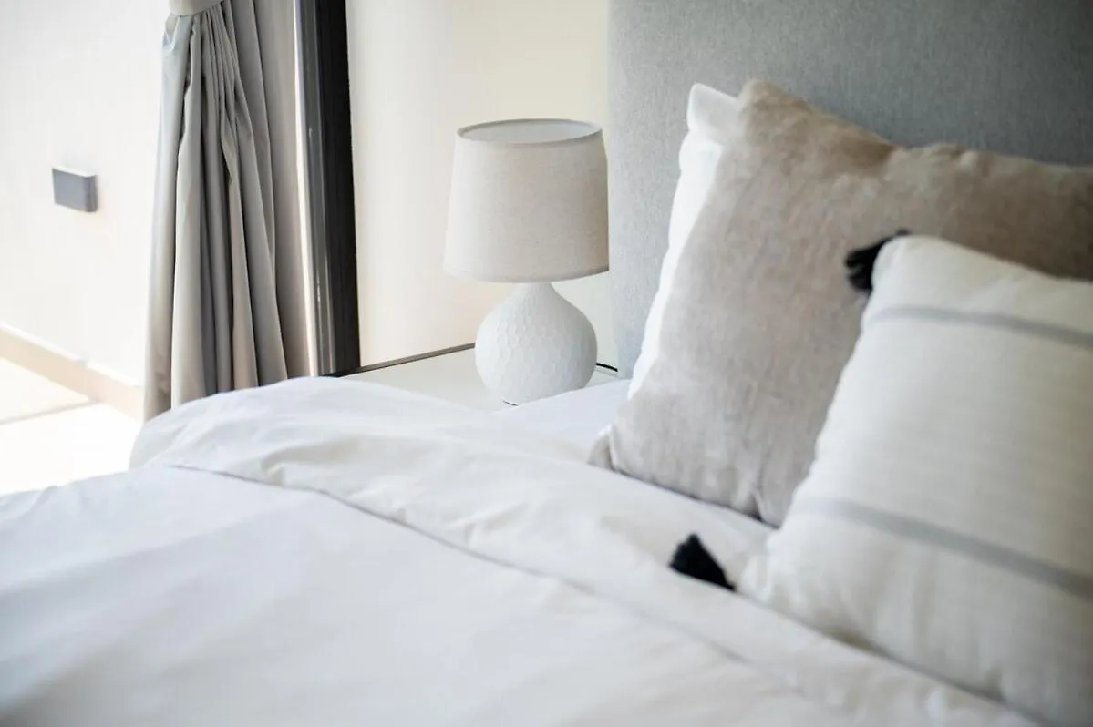 Brand New Luxurious - Modern 1Br - Pool - Gym Apartment Dubai