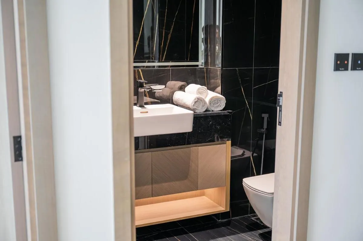 Brand New Luxurious - Modern 1Br - Pool - Gym Apartment Dubai
